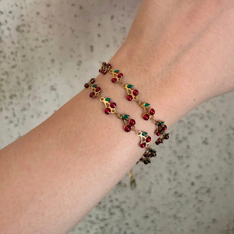 CHERRY CHARM BRACELET
