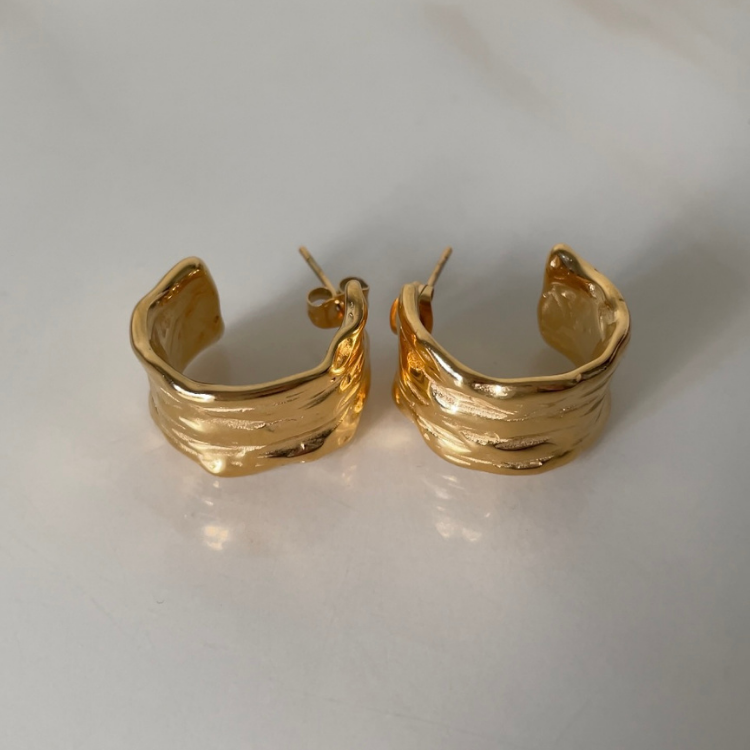HAMMERED HOOPS