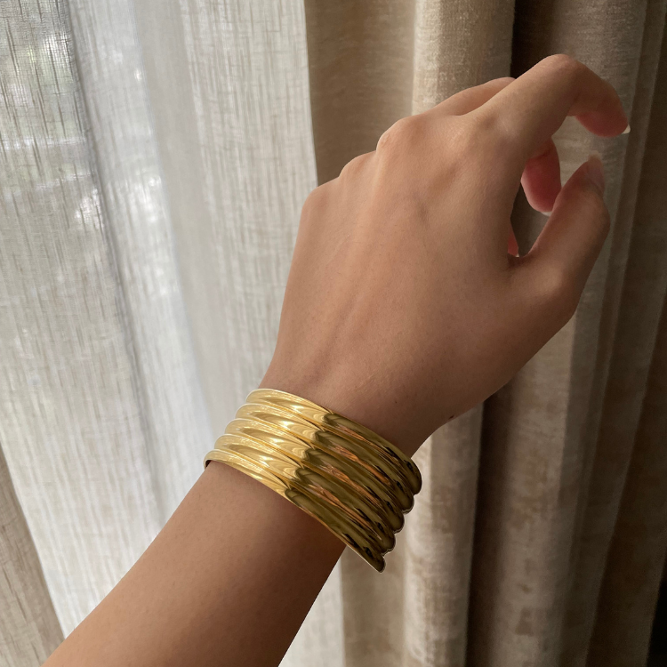 SYLVIE CUFF